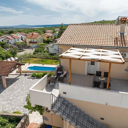 Apartment Marina Kornić Екстериор снимка