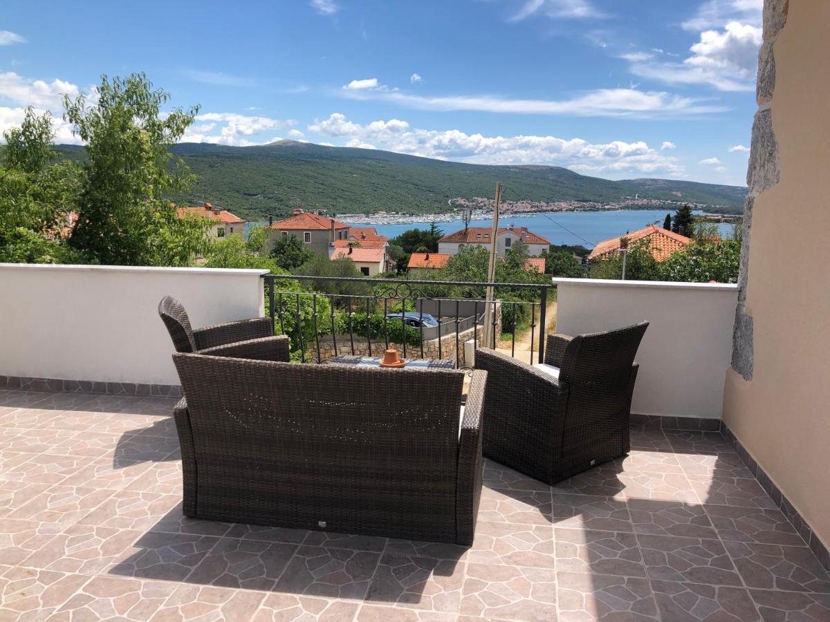 Apartment Marina Kornić Екстериор снимка