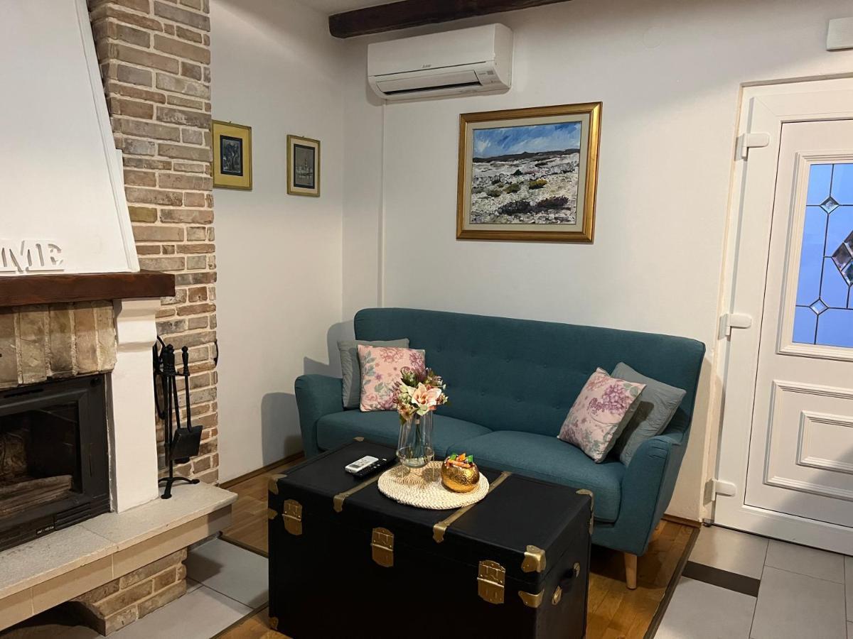 Apartment Marina Kornić Екстериор снимка