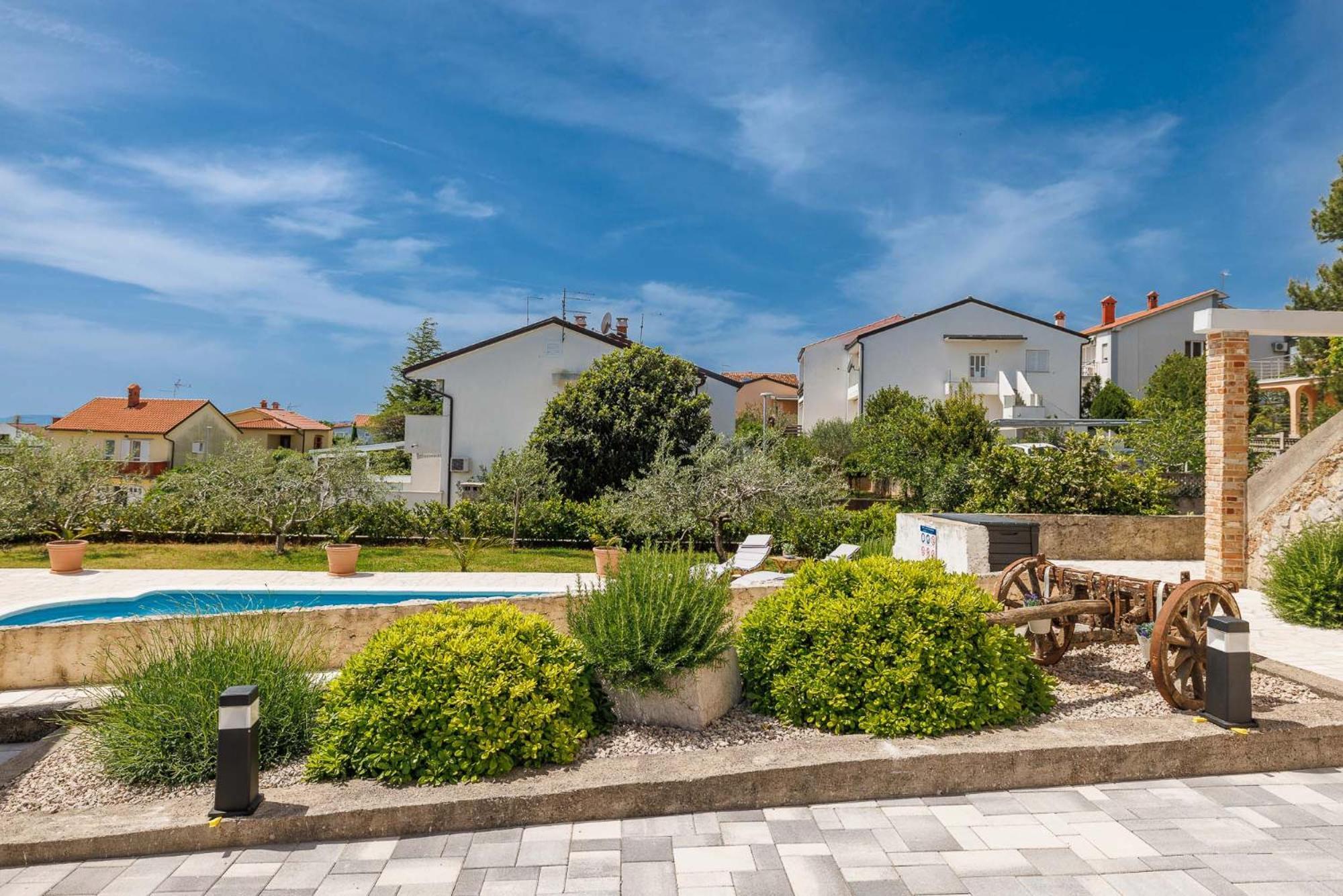 Apartment Marina Kornić Екстериор снимка