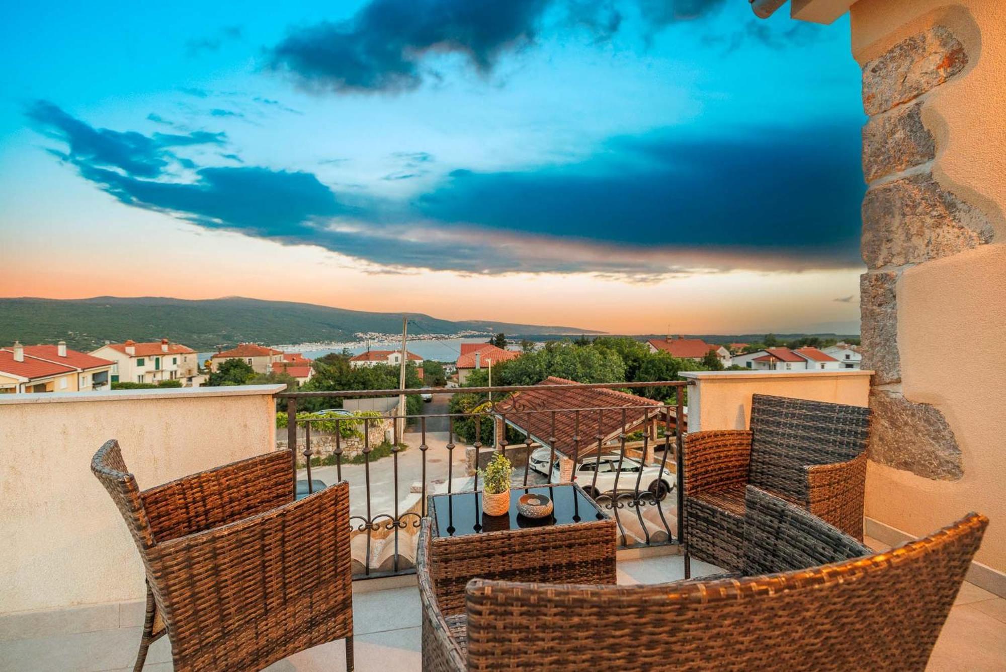 Apartment Marina Kornić Екстериор снимка