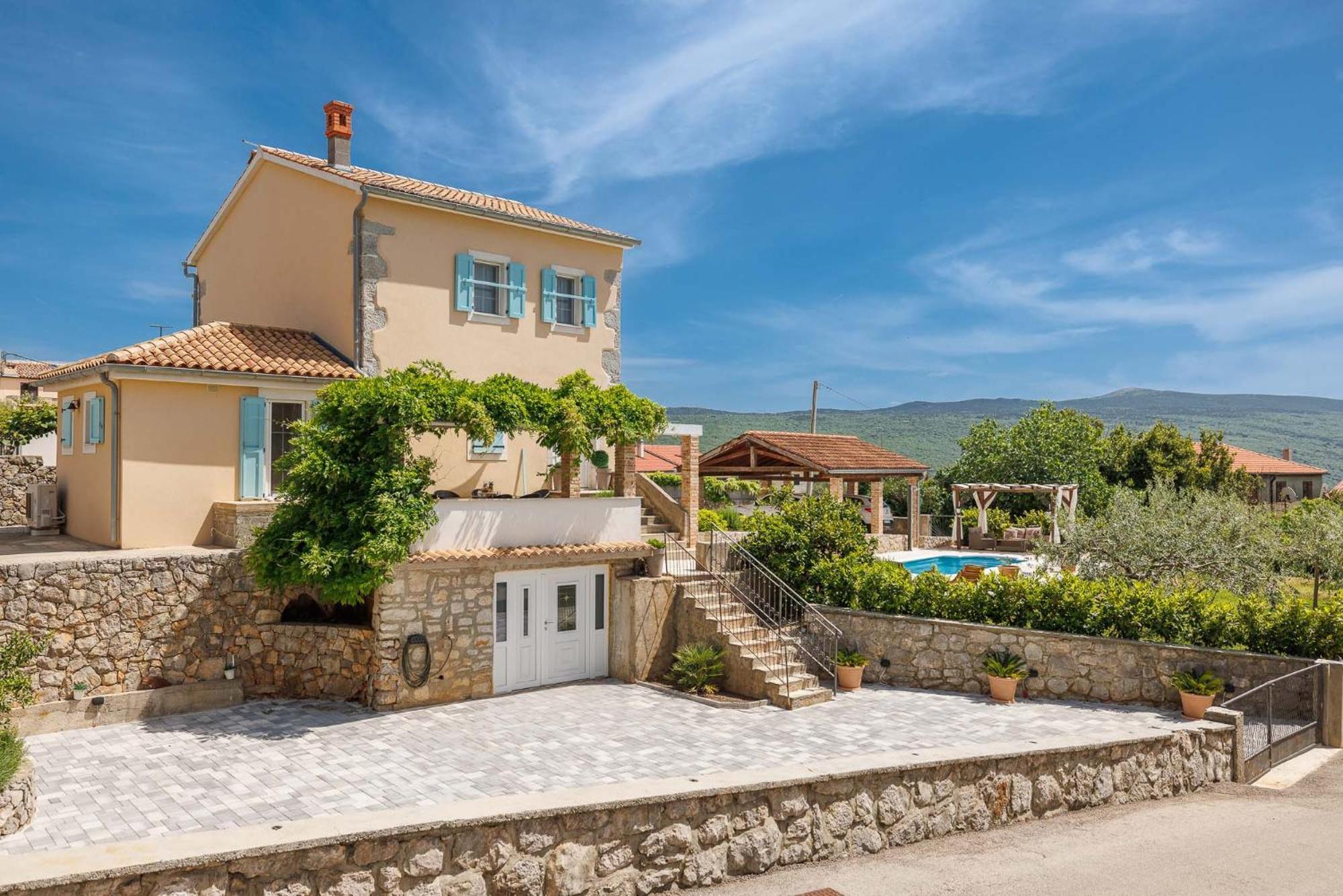 Apartment Marina Kornić Екстериор снимка